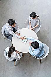 恐怖冒险游戏《蔑视》全球各地区上线时间发布 国区14号晚上6点解锁